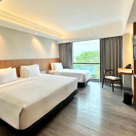 The Malioboro Hotel & Conference Center Yogyakarta Exterior photo